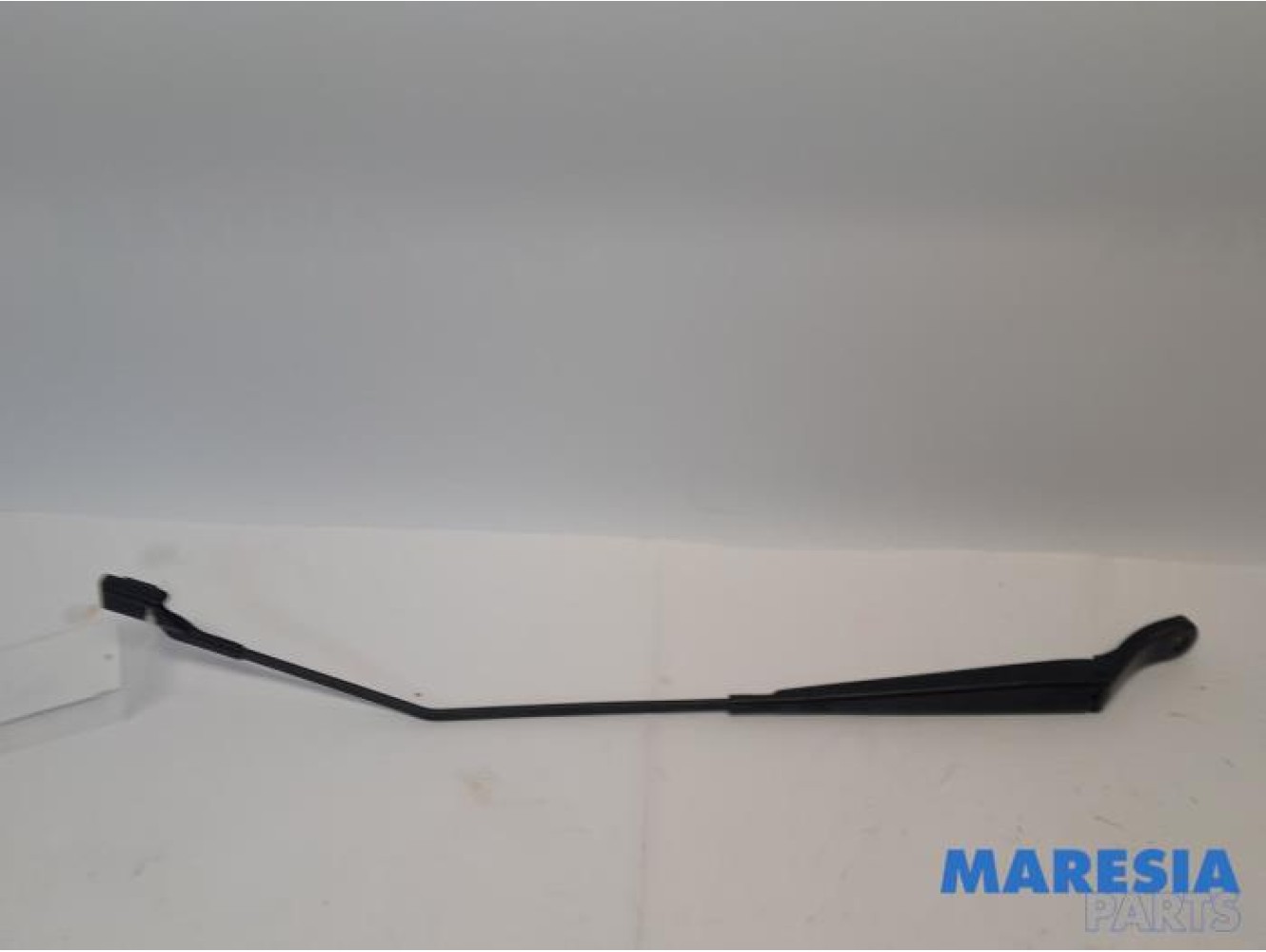 Peugeot - 208 - Front wiper arm