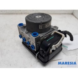 Peugeot - 208 - ABS pump