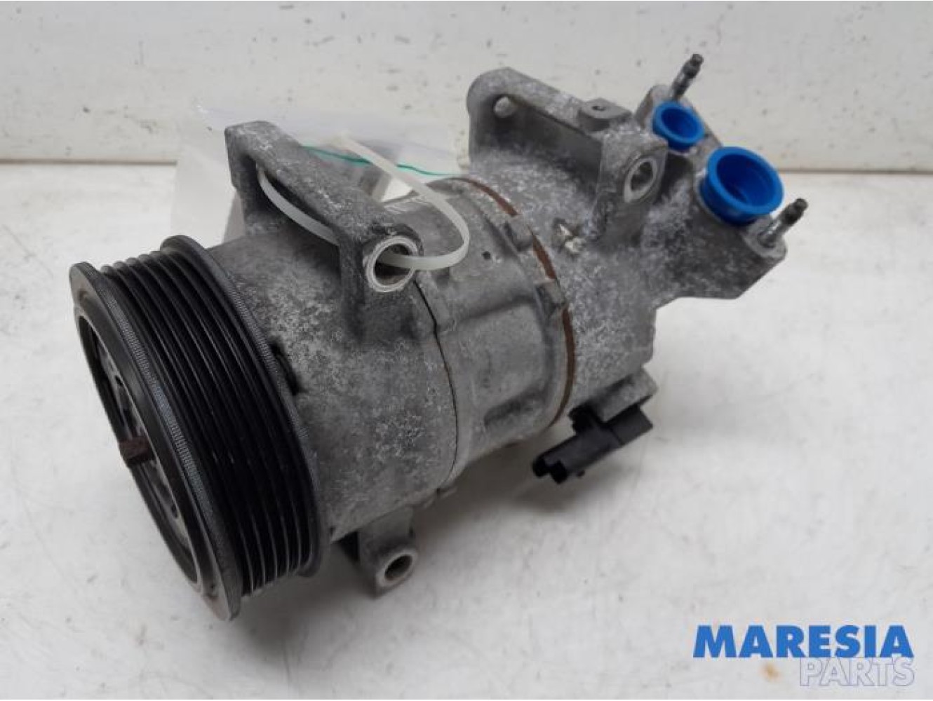 Peugeot - 208 - Air conditioning pump