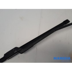 Alfa Romeo - Giulietta - Front wiper arm