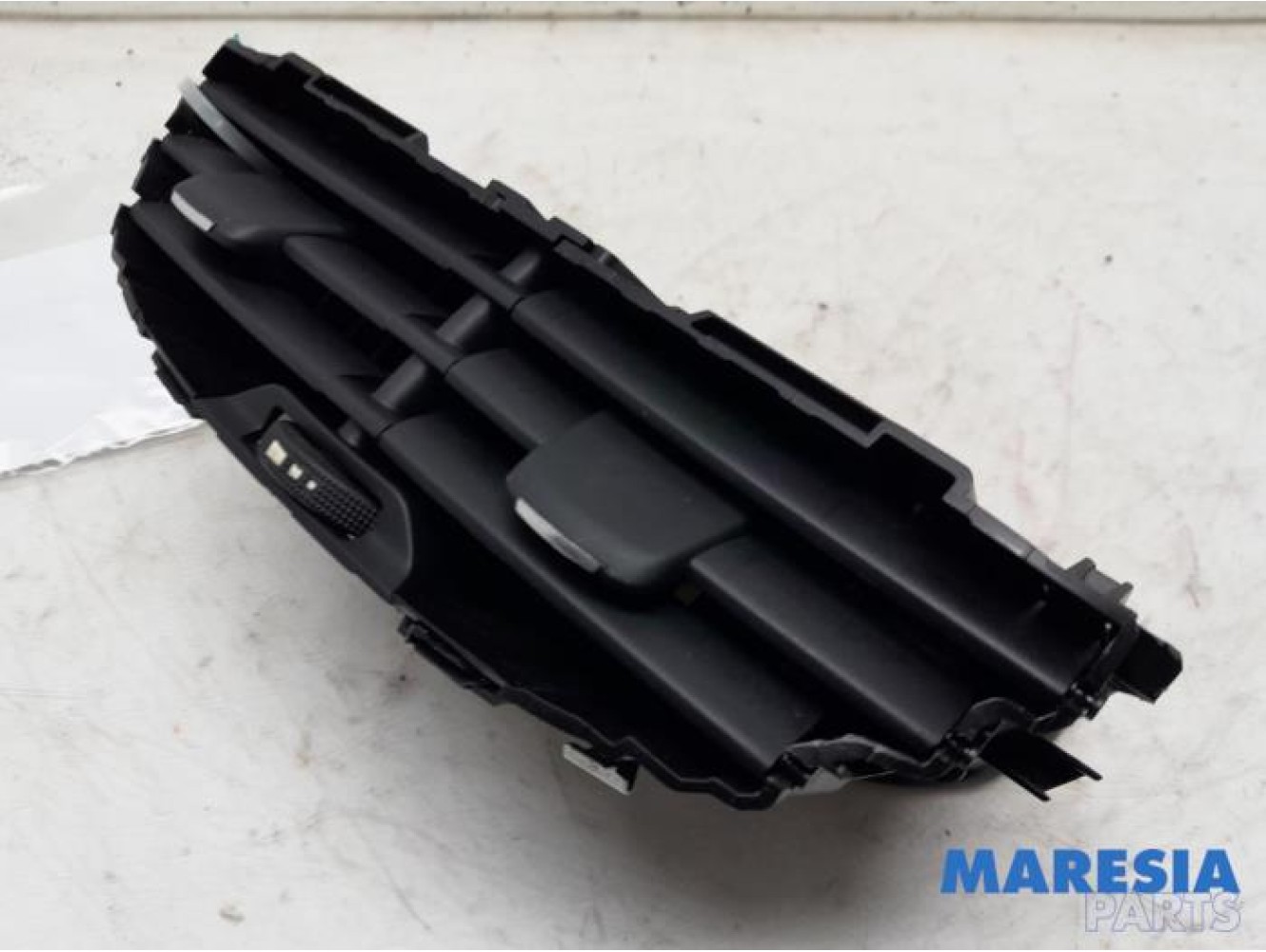 Peugeot - 208 - Dashboard vent
