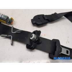 Alfa Romeo - Giulietta - Front seatbelt, right