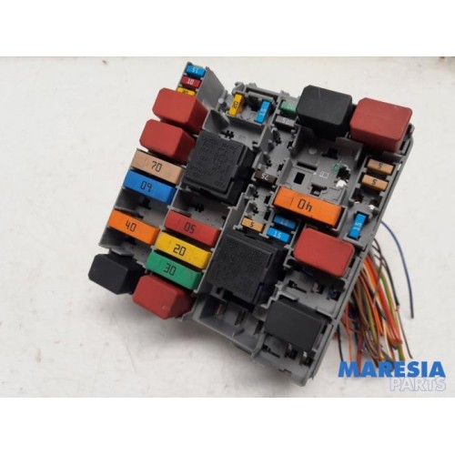 Alfa Romeo - Giulietta - Fuse box