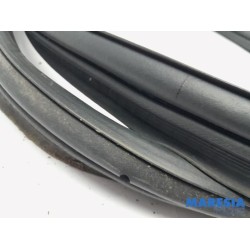 Lancia - Delta - Tailgate seal
