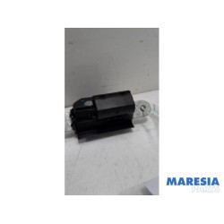 Alfa Romeo - Giulietta - Tailgate lock mechanism