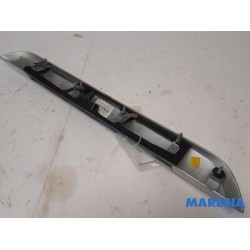 Renault - Captur - Sierlijst achterklep