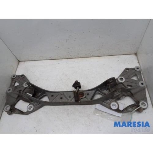 Alfa Romeo - Giulietta - Rear support beam