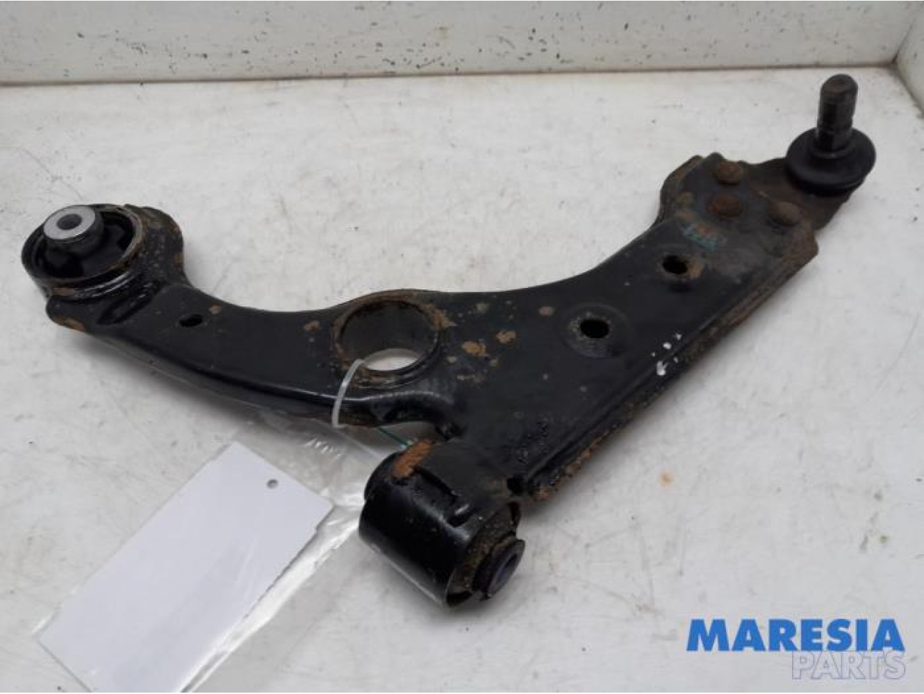 Alfa Romeo - Giulietta - Front lower wishbone, left