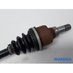 Peugeot - 208 - Front drive shaft, left