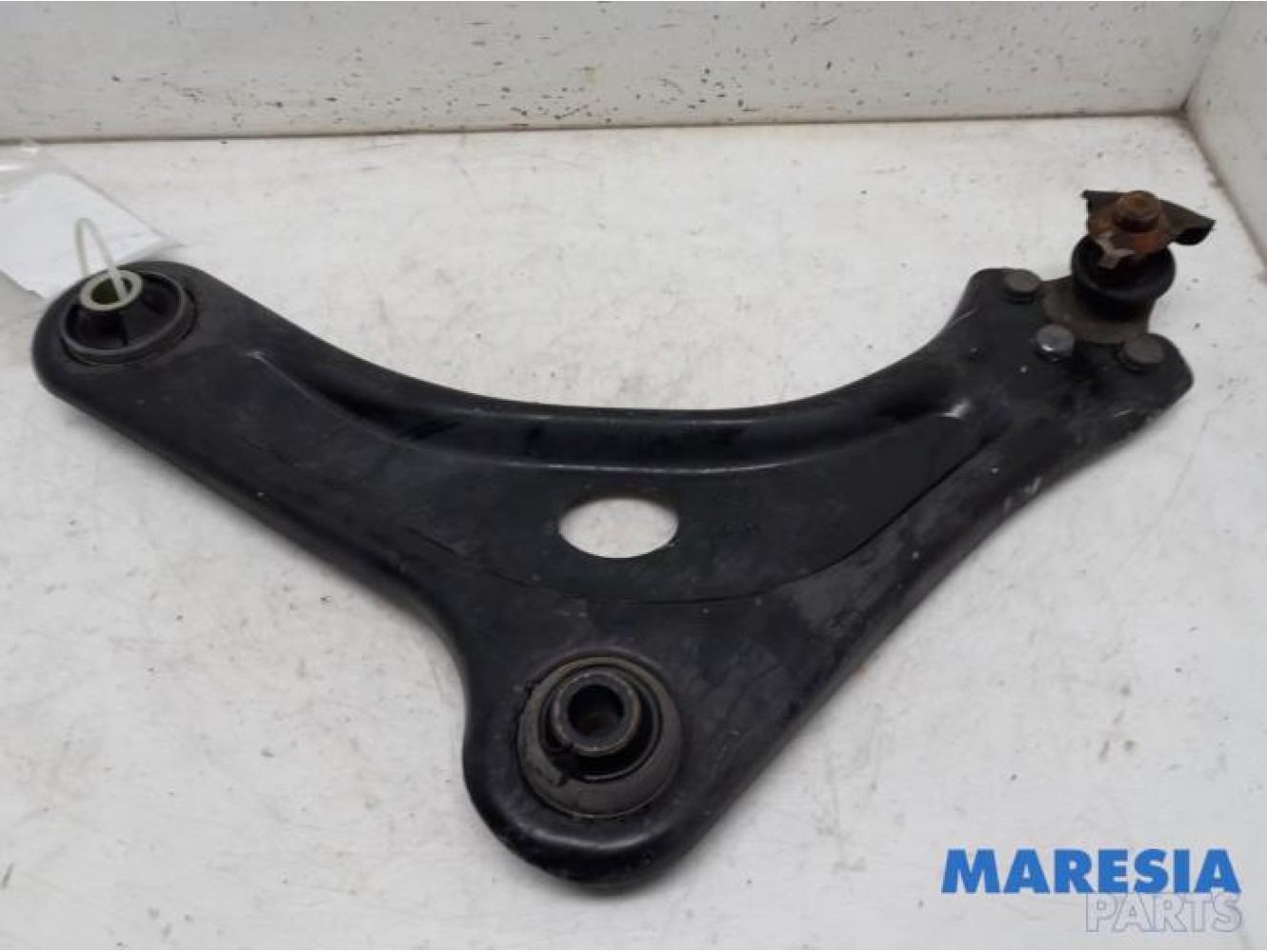 Peugeot - 208 - Querlenker unten links vorne