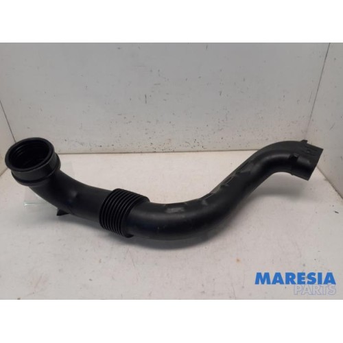 Renault - Captur - Air intake hose