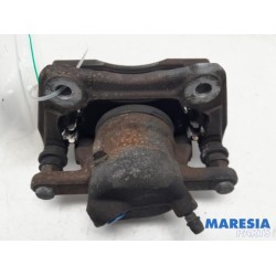 Renault - Captur - Front brake calliper, left