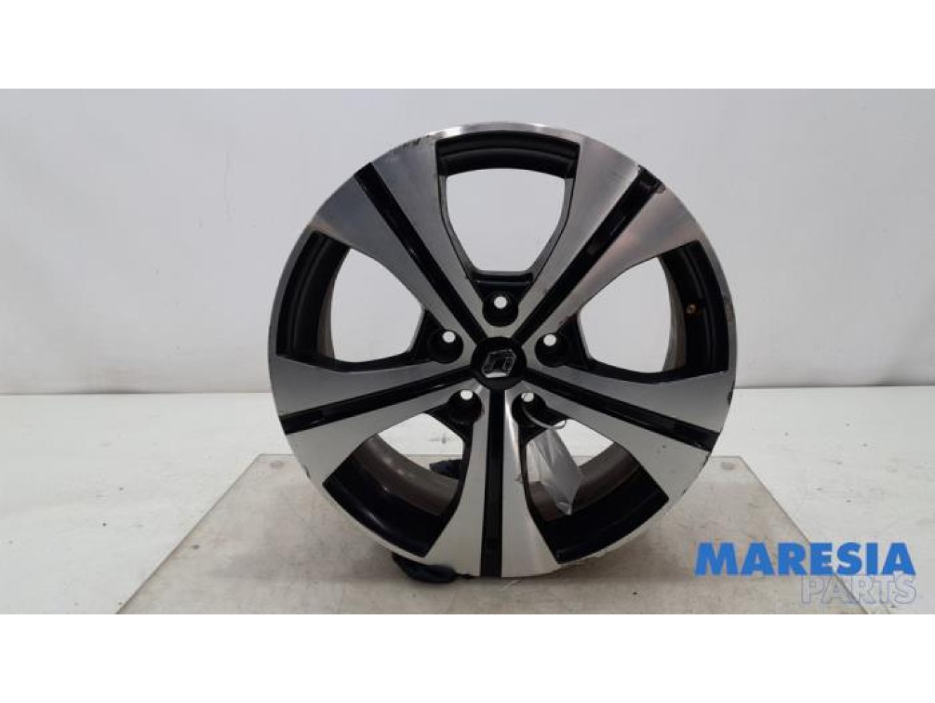 Renault - Megane - Wheel
