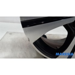 Renault - Megane - Wheel