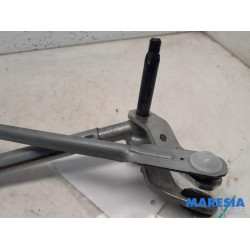 Renault - Captur - Wiper mechanism