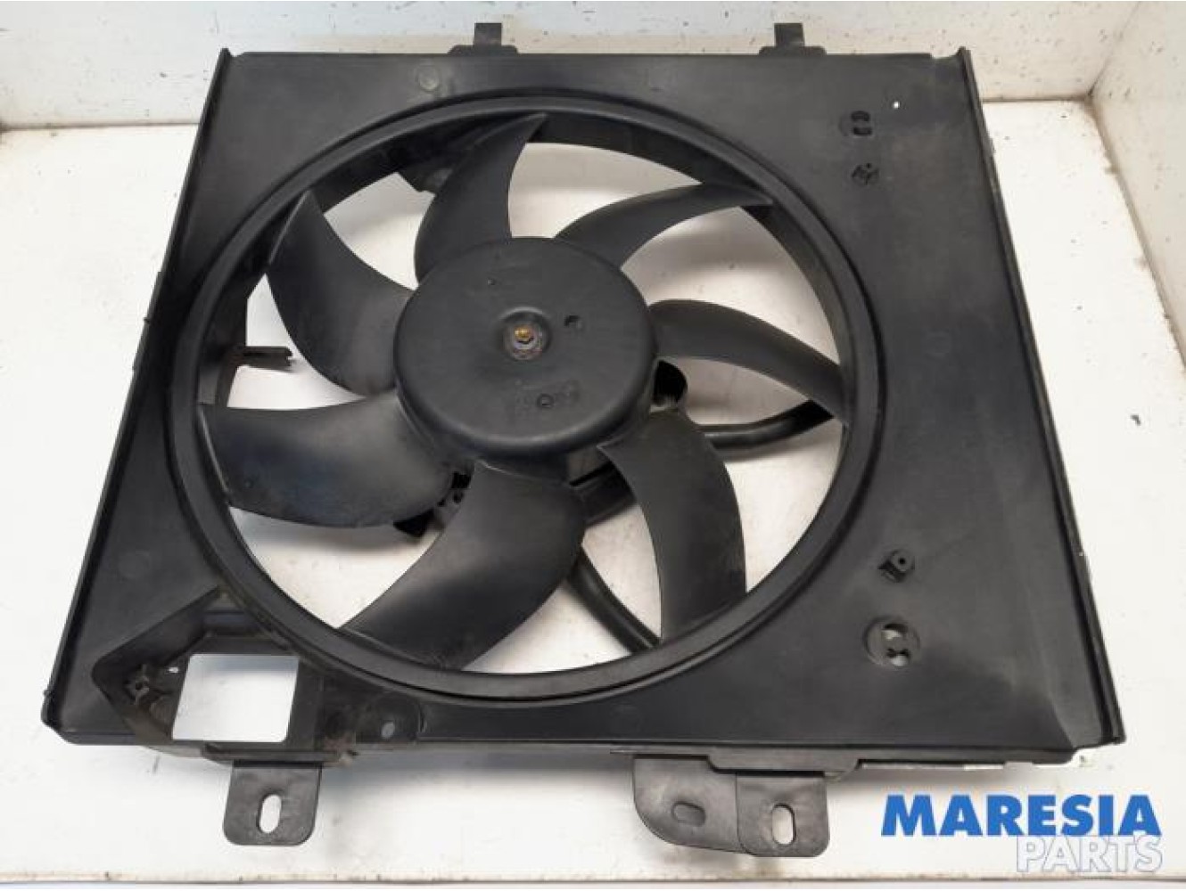 Peugeot - 208 - Kühlgebläse Motor