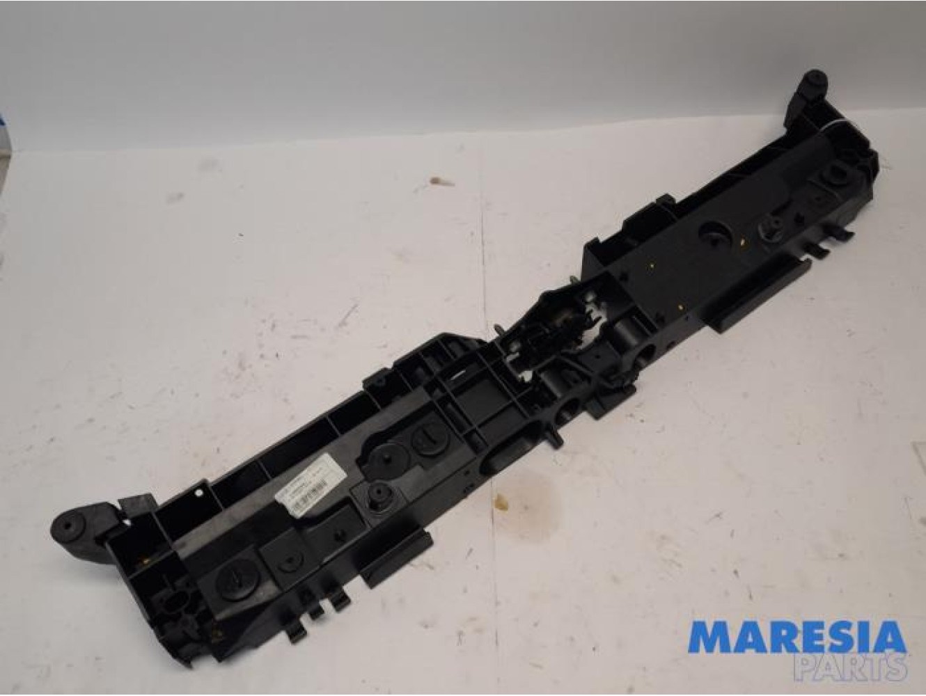 Renault - Captur - Lock plate