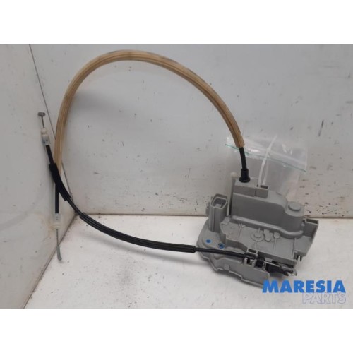 Lancia - Delta - Front door lock mechanism 4-door, right