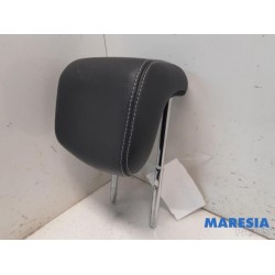 Renault - Megane - Headrest