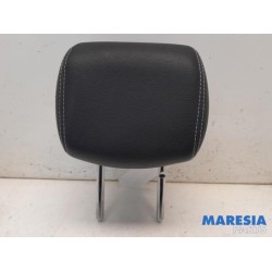 Renault - Megane - Headrest