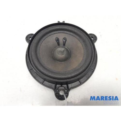 Renault - Megane - Speaker