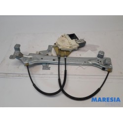Renault - Megane - Rear door window mechanism 4-door, right