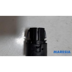 Renault - Megane - Start/stop switch