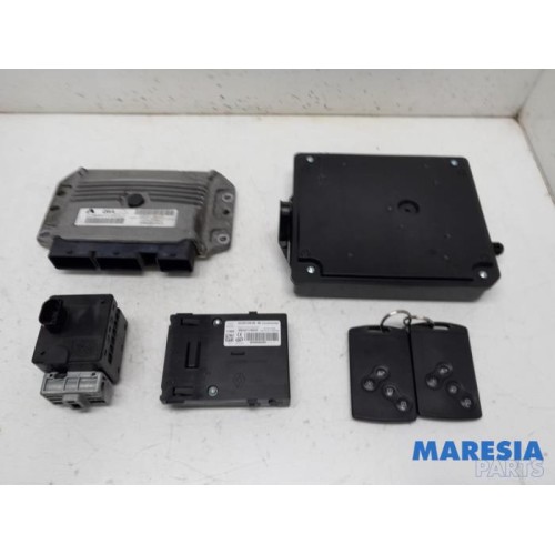 Renault - Megane - Engine management computer