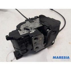 Renault - Megane - Rear door mechanism 4-door, right