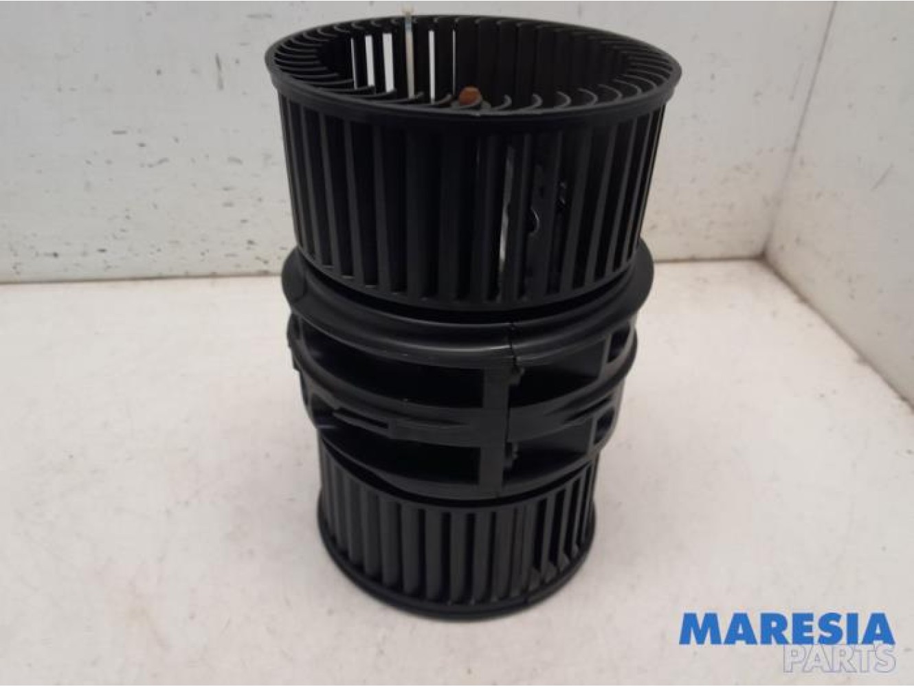 Renault - Megane - Heating and ventilation fan motor