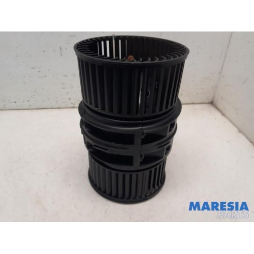 Renault - Megane - Heating and ventilation fan motor