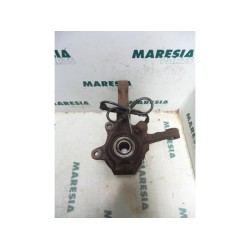 Renault - Kangoo - Knuckle, front right