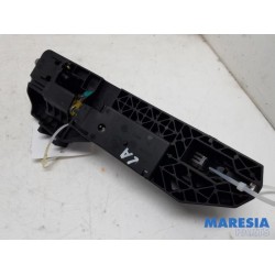 Lancia - Delta - Portiergreep 4Deurs links-achter