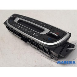 Renault - Megane - Panneau de commandes chauffage