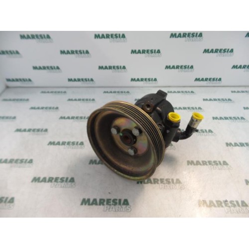Alfa Romeo - 147 - Power steering pump