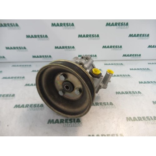 Alfa Romeo - 147 - Power steering pump