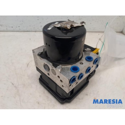 Renault - Megane - ABS pump