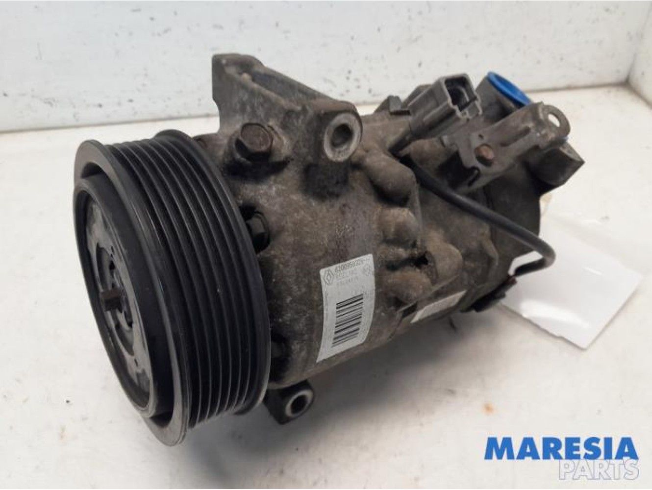Renault - Megane - Air conditioning pump