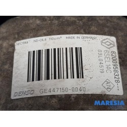 Renault - Megane - Air conditioning pump