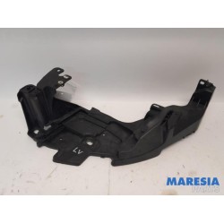 Renault - Megane - Koplampframe links