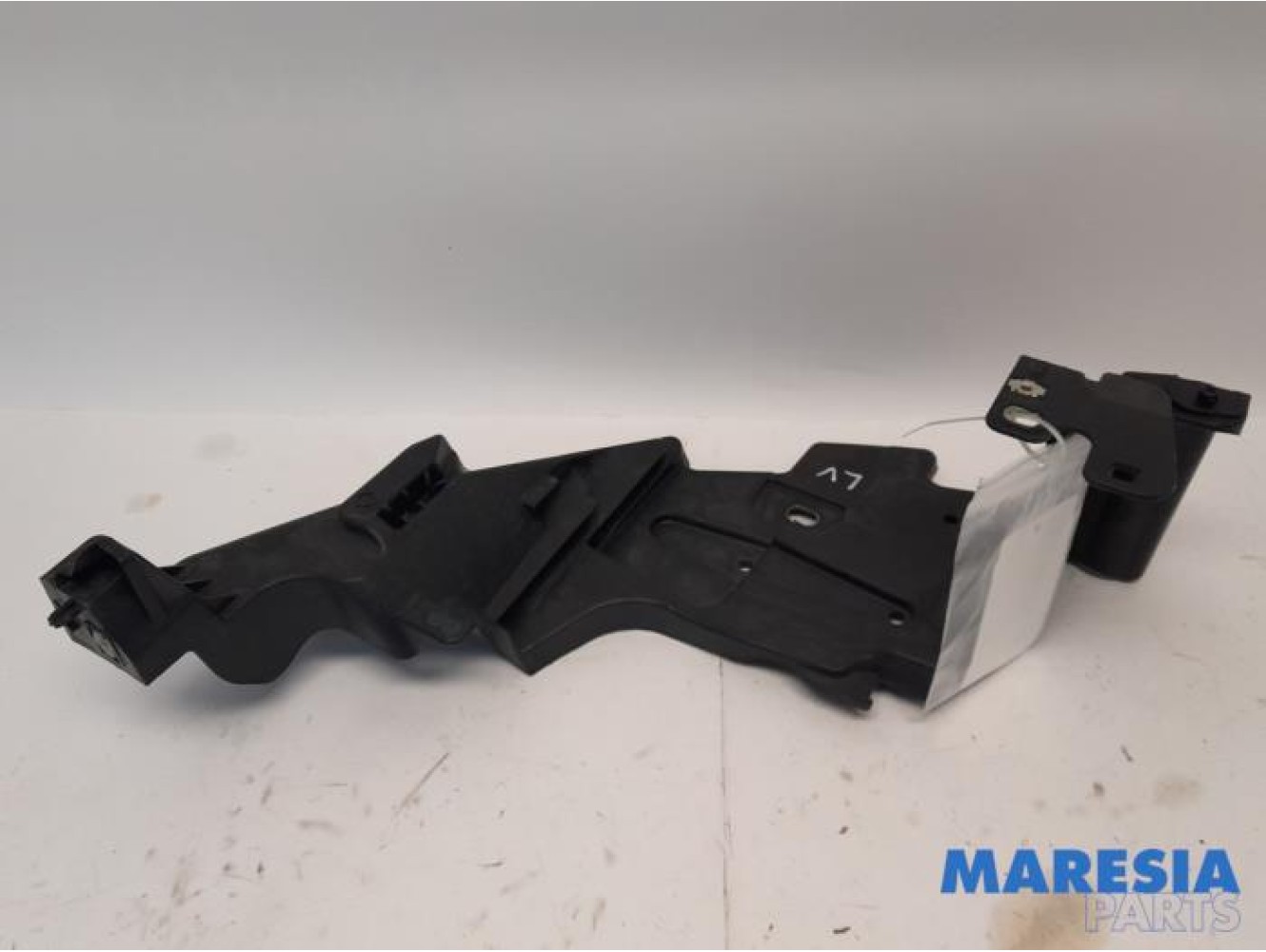 Renault - Megane - Koplampframe links