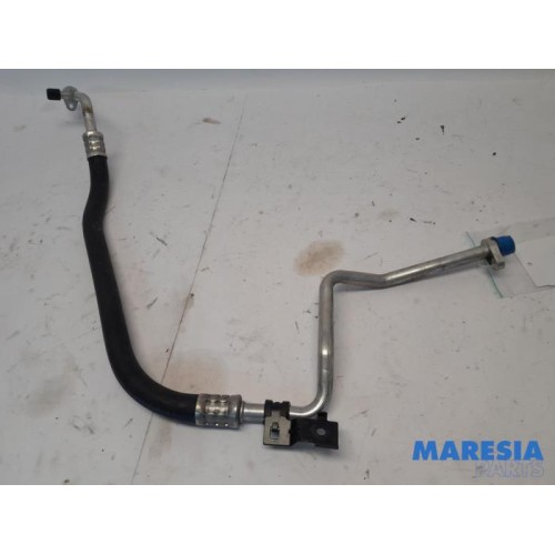 Renault - Megane - Air conditioning line