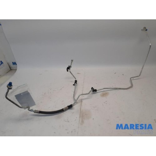 Renault - Megane - Air conditioning line