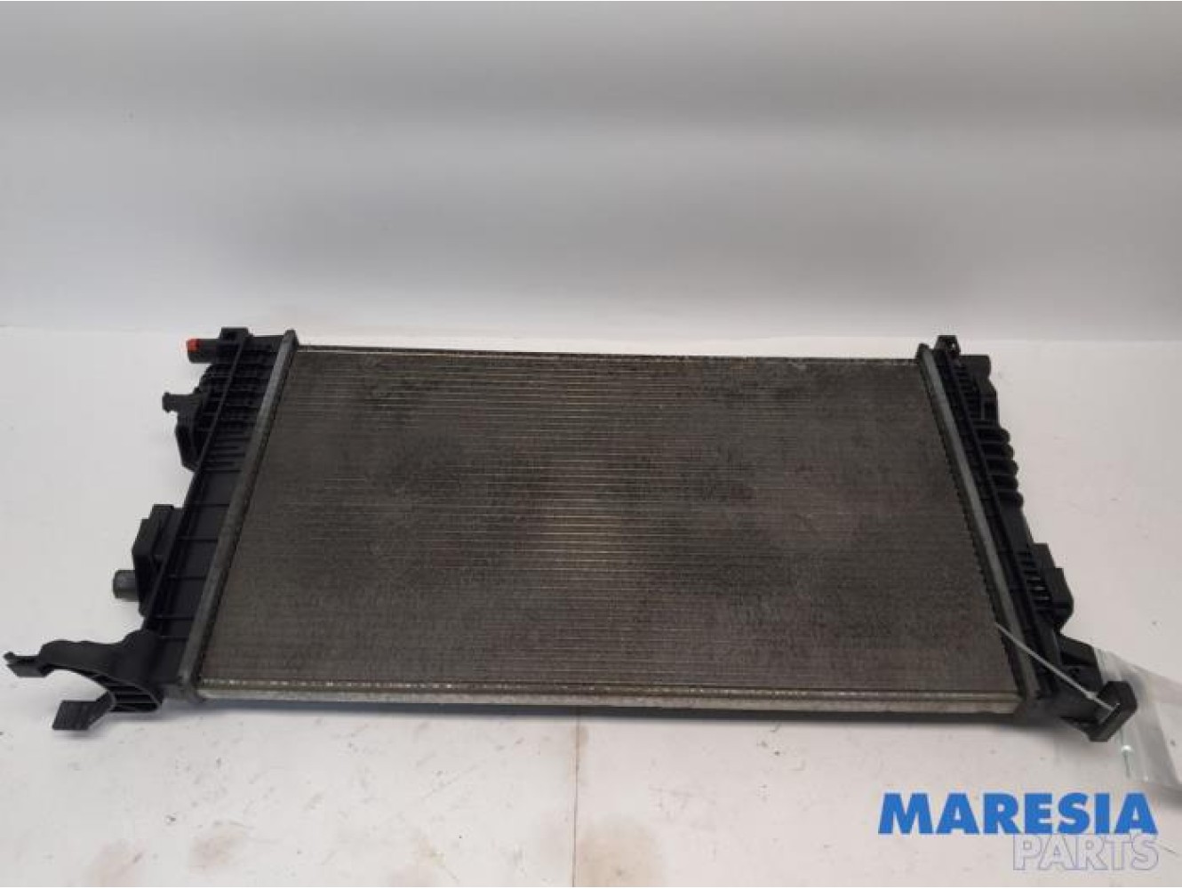 Renault - Megane - Radiator