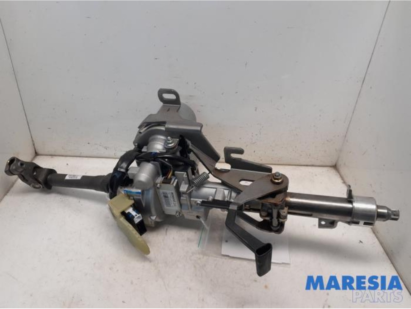 Renault - Megane - Steering column housing
