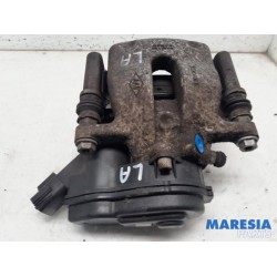 Renault - Megane - Rear brake calliper, left