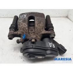 Renault - Megane - Rear brake calliper, right
