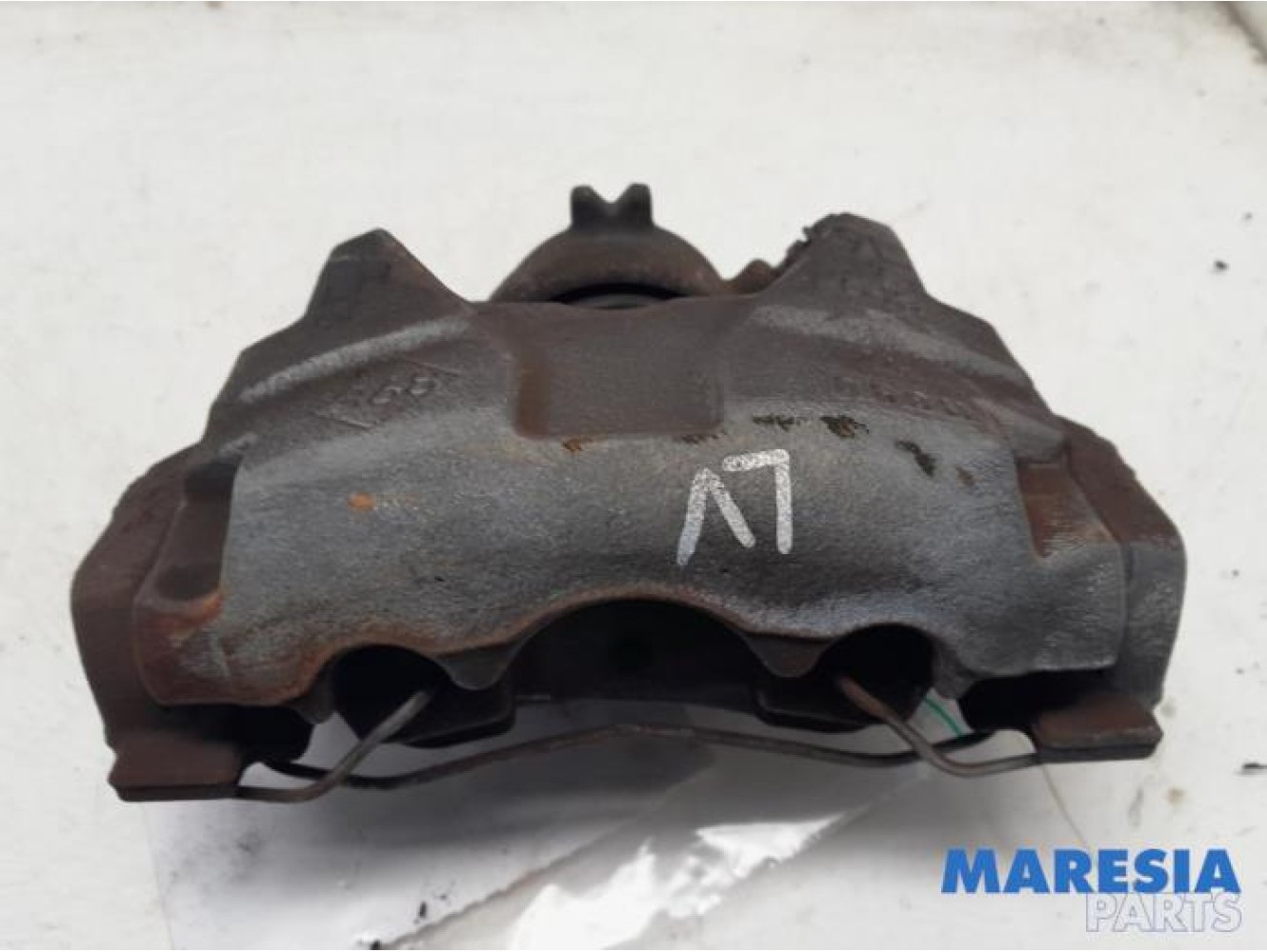 Renault - Megane - Front brake calliper, left