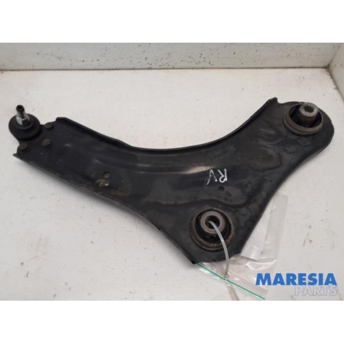 Renault - Megane - Front lower wishbone, right
