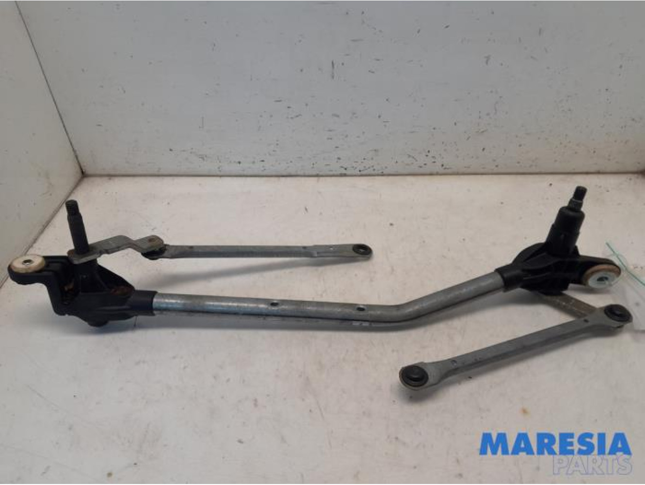 Renault - Megane - Wiper mechanism